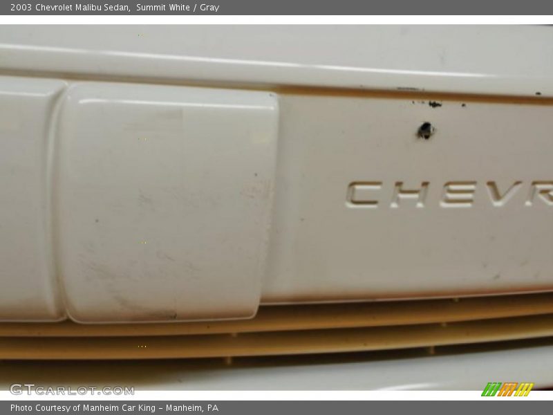 Summit White / Gray 2003 Chevrolet Malibu Sedan