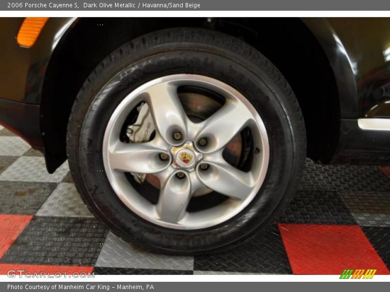 Dark Olive Metallic / Havanna/Sand Beige 2006 Porsche Cayenne S