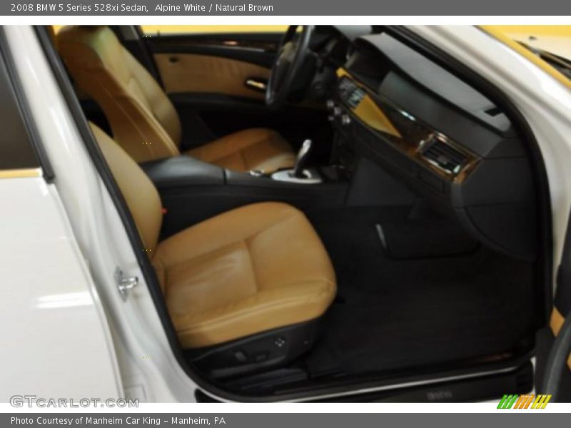 Alpine White / Natural Brown 2008 BMW 5 Series 528xi Sedan