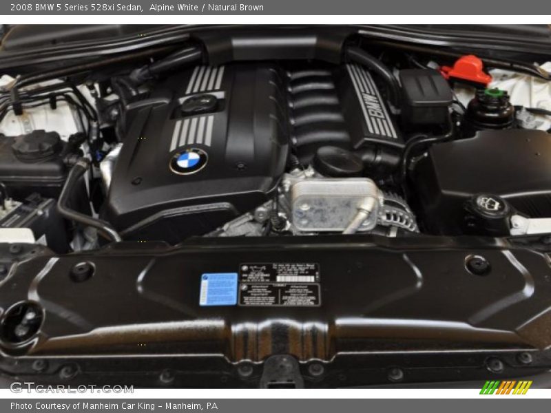 Alpine White / Natural Brown 2008 BMW 5 Series 528xi Sedan