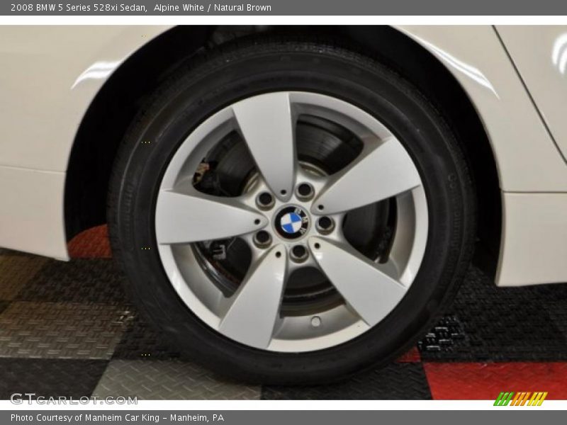 Alpine White / Natural Brown 2008 BMW 5 Series 528xi Sedan