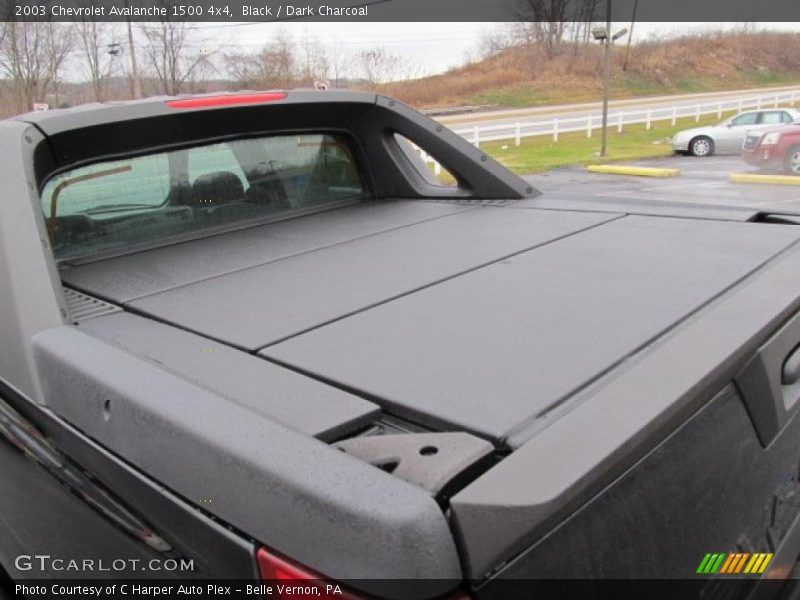 Black / Dark Charcoal 2003 Chevrolet Avalanche 1500 4x4