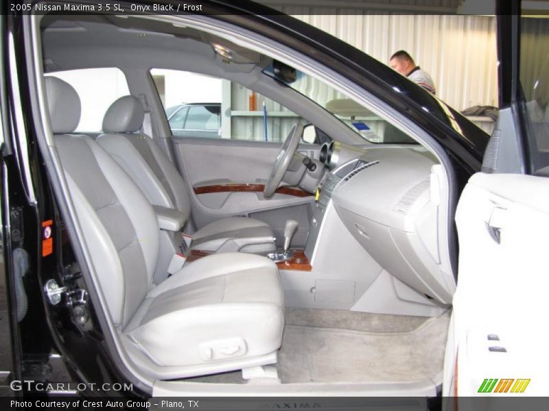 Onyx Black / Frost 2005 Nissan Maxima 3.5 SL
