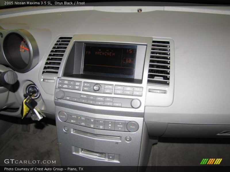 Onyx Black / Frost 2005 Nissan Maxima 3.5 SL