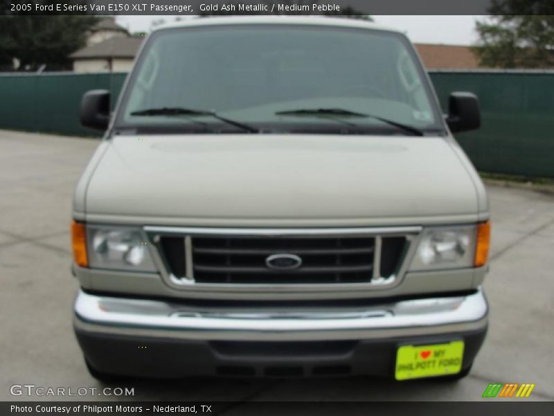 Gold Ash Metallic / Medium Pebble 2005 Ford E Series Van E150 XLT Passenger