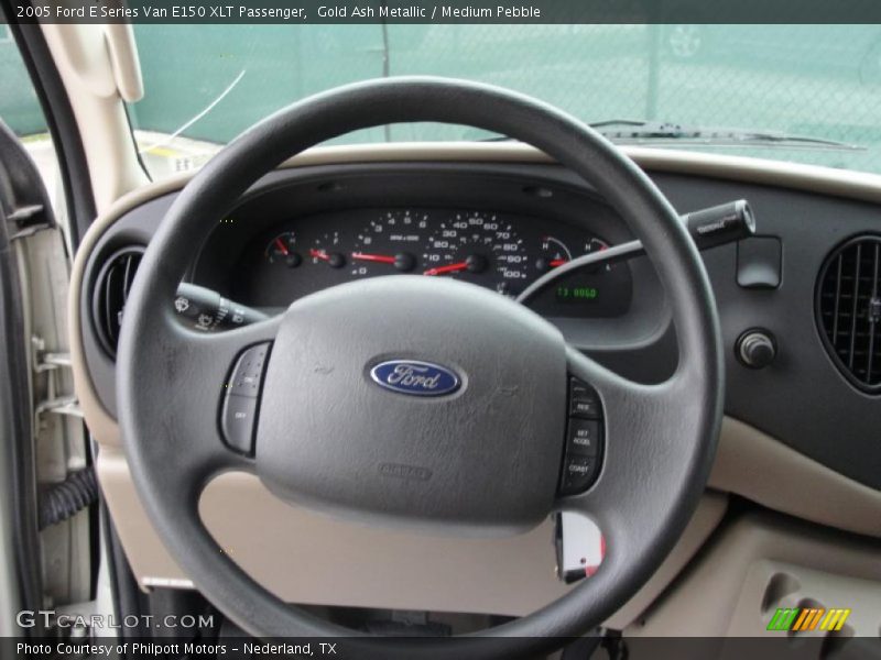 2005 E Series Van E150 XLT Passenger Steering Wheel