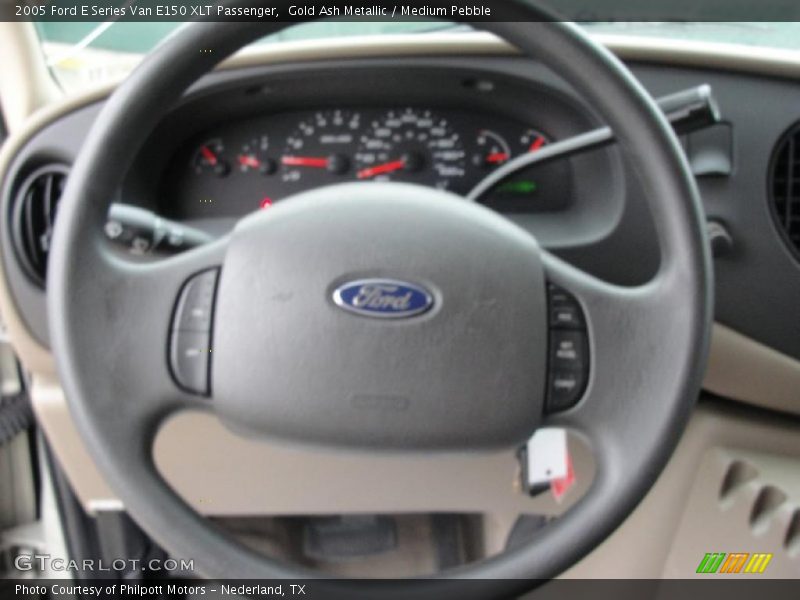 Gold Ash Metallic / Medium Pebble 2005 Ford E Series Van E150 XLT Passenger