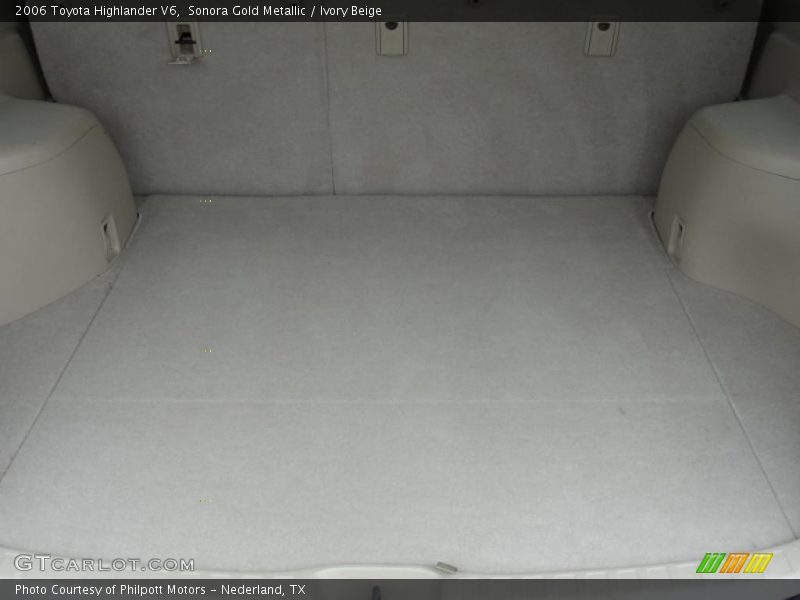 Sonora Gold Metallic / Ivory Beige 2006 Toyota Highlander V6
