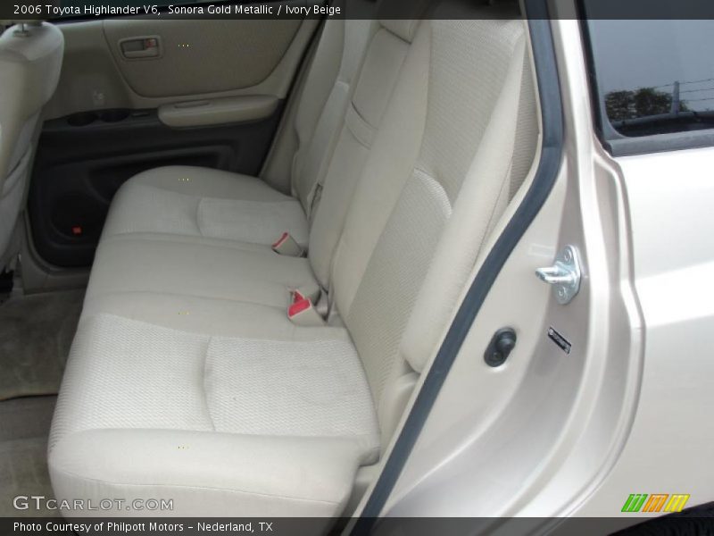 Sonora Gold Metallic / Ivory Beige 2006 Toyota Highlander V6