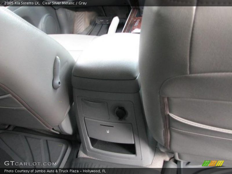 Clear Silver Metallic / Gray 2005 Kia Sorento LX