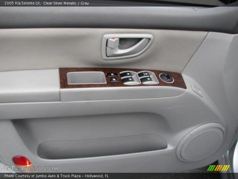 Clear Silver Metallic / Gray 2005 Kia Sorento LX