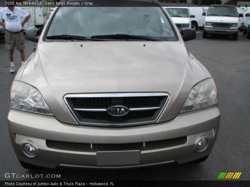 Sand Beige Metallic / Gray 2005 Kia Sorento LX