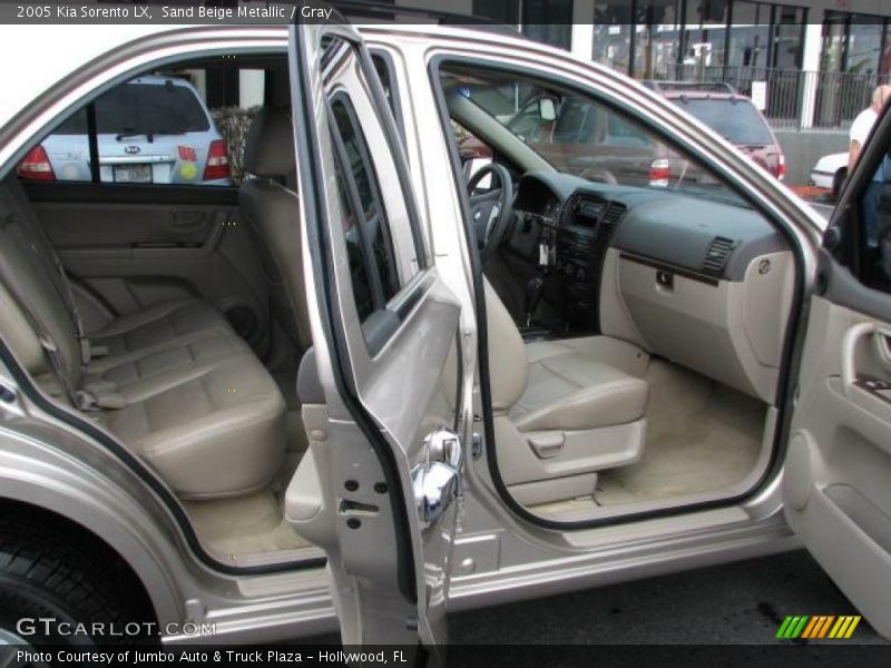 Sand Beige Metallic / Gray 2005 Kia Sorento LX