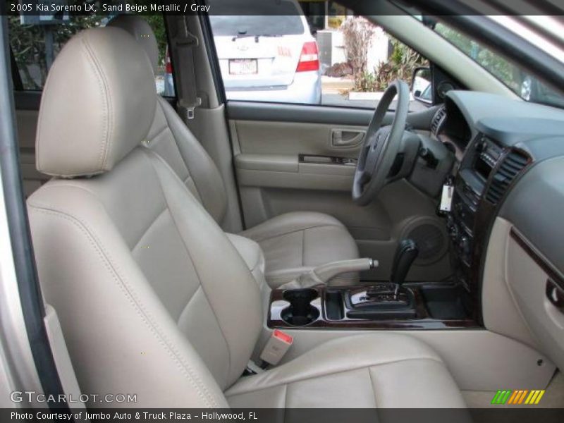 Sand Beige Metallic / Gray 2005 Kia Sorento LX