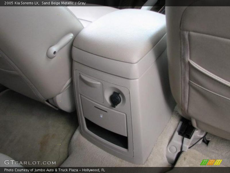 Sand Beige Metallic / Gray 2005 Kia Sorento LX