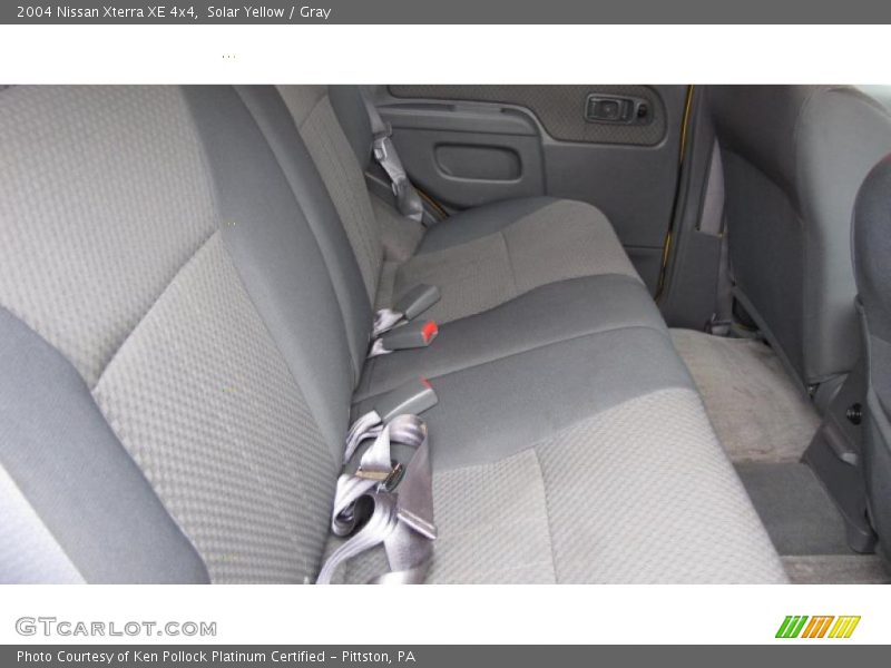 Solar Yellow / Gray 2004 Nissan Xterra XE 4x4