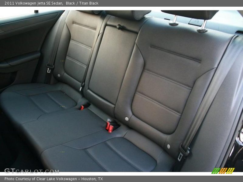 Black / Titan Black 2011 Volkswagen Jetta SE Sedan