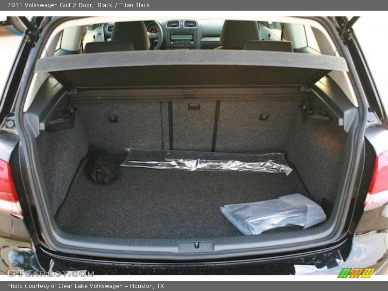 Black / Titan Black 2011 Volkswagen Golf 2 Door