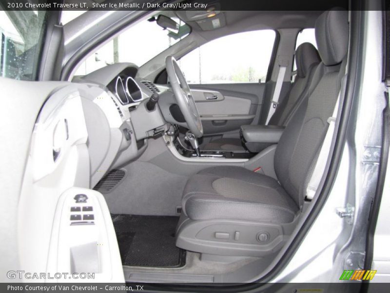 Silver Ice Metallic / Dark Gray/Light Gray 2010 Chevrolet Traverse LT