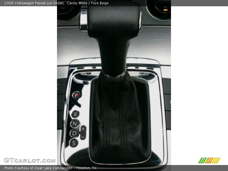 Candy White / Pure Beige 2008 Volkswagen Passat Lux Sedan