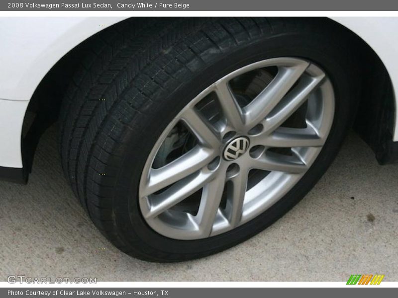Candy White / Pure Beige 2008 Volkswagen Passat Lux Sedan