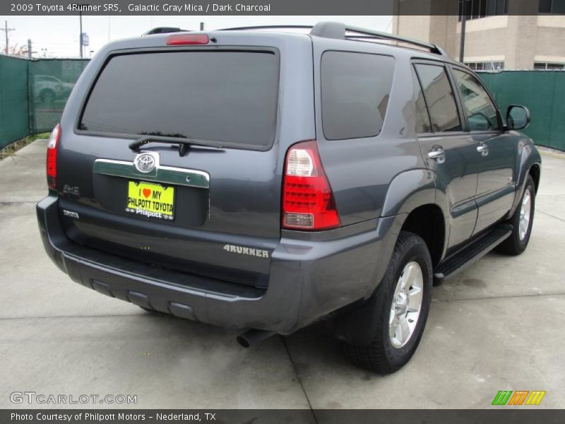 Galactic Gray Mica / Dark Charcoal 2009 Toyota 4Runner SR5