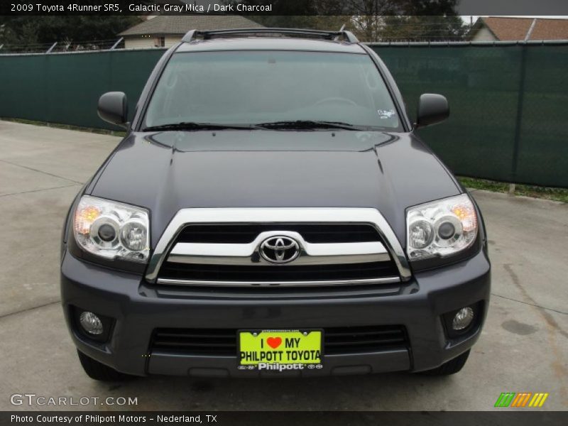 Galactic Gray Mica / Dark Charcoal 2009 Toyota 4Runner SR5