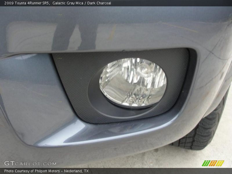 Galactic Gray Mica / Dark Charcoal 2009 Toyota 4Runner SR5