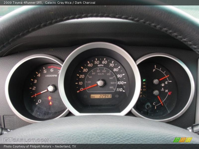 Galactic Gray Mica / Dark Charcoal 2009 Toyota 4Runner SR5