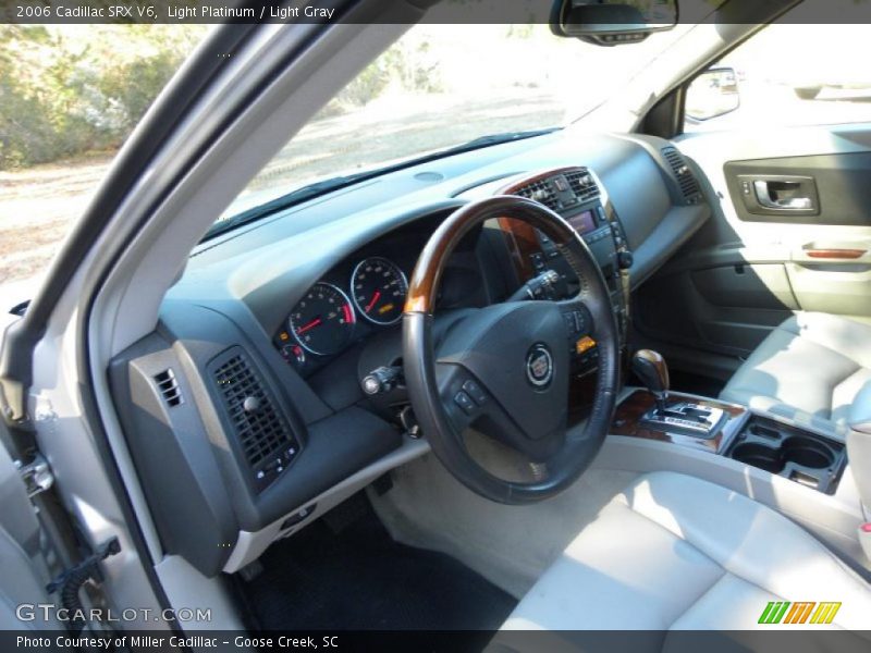 Light Platinum / Light Gray 2006 Cadillac SRX V6