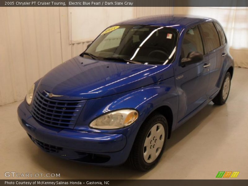 Electric Blue Pearl / Dark Slate Gray 2005 Chrysler PT Cruiser Touring