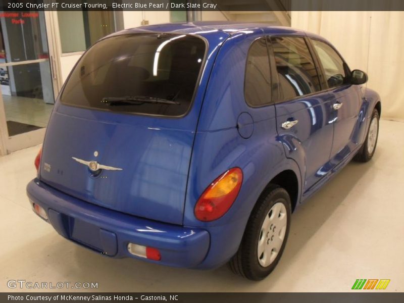 Electric Blue Pearl / Dark Slate Gray 2005 Chrysler PT Cruiser Touring