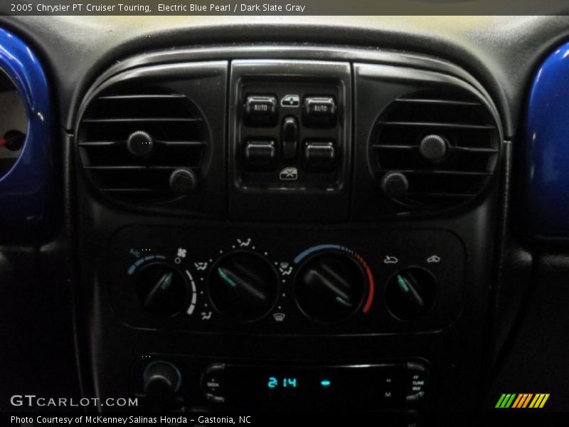 Electric Blue Pearl / Dark Slate Gray 2005 Chrysler PT Cruiser Touring