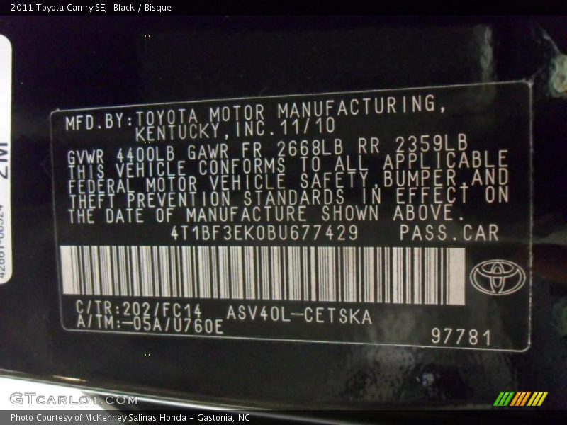 Black / Bisque 2011 Toyota Camry SE