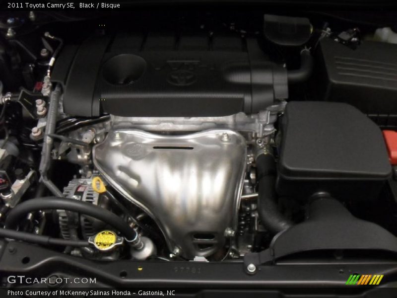 Black / Bisque 2011 Toyota Camry SE