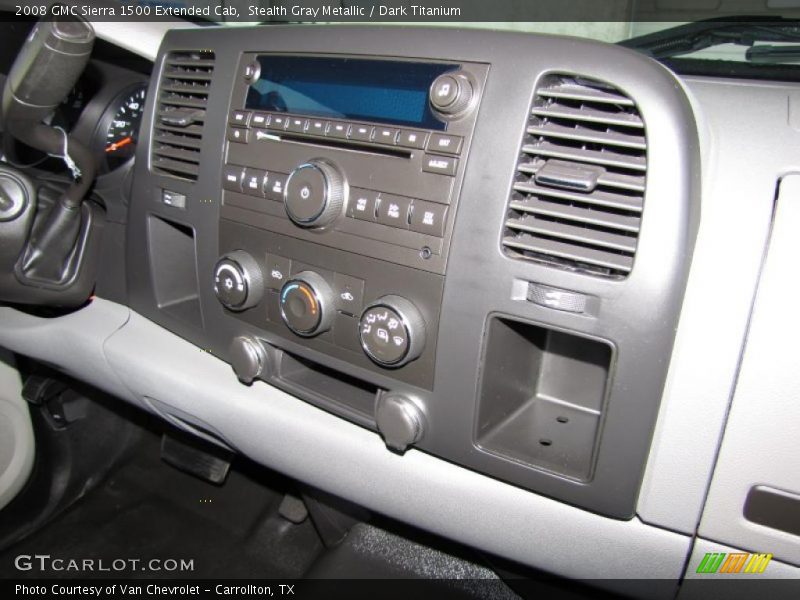 Controls of 2008 Sierra 1500 Extended Cab