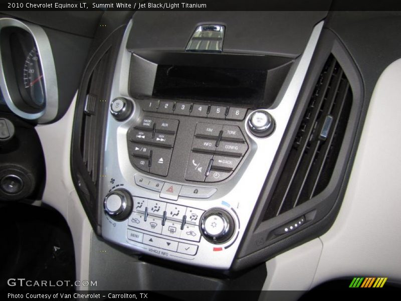 Summit White / Jet Black/Light Titanium 2010 Chevrolet Equinox LT