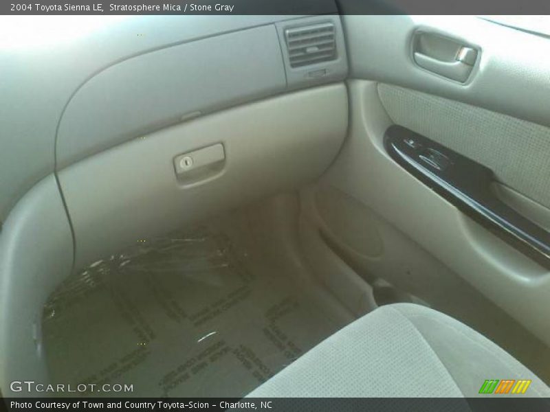 Stratosphere Mica / Stone Gray 2004 Toyota Sienna LE