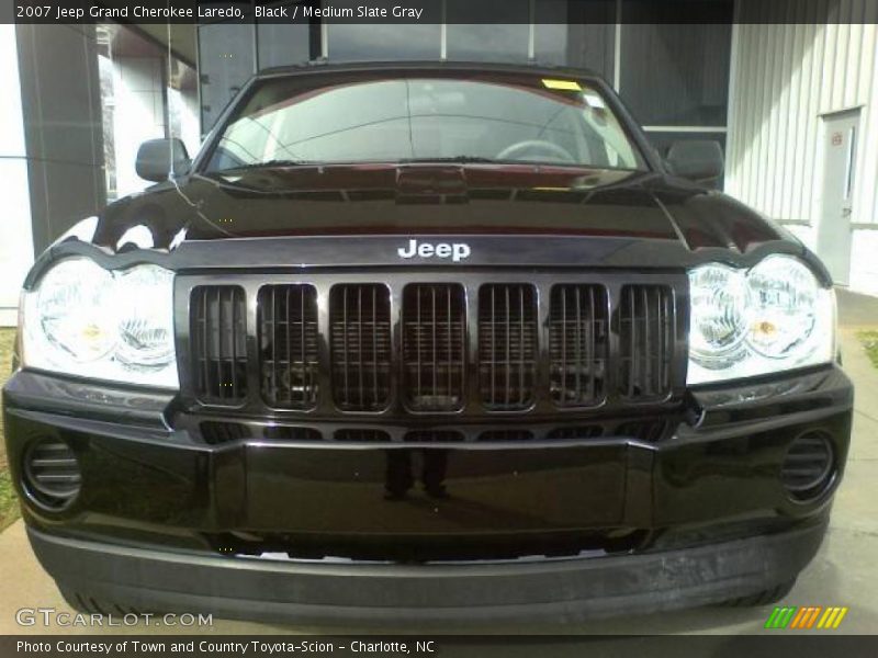 Black / Medium Slate Gray 2007 Jeep Grand Cherokee Laredo
