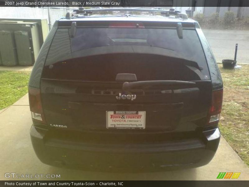 Black / Medium Slate Gray 2007 Jeep Grand Cherokee Laredo