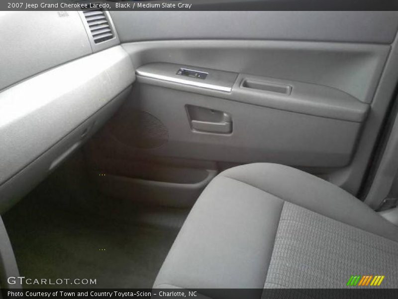Black / Medium Slate Gray 2007 Jeep Grand Cherokee Laredo