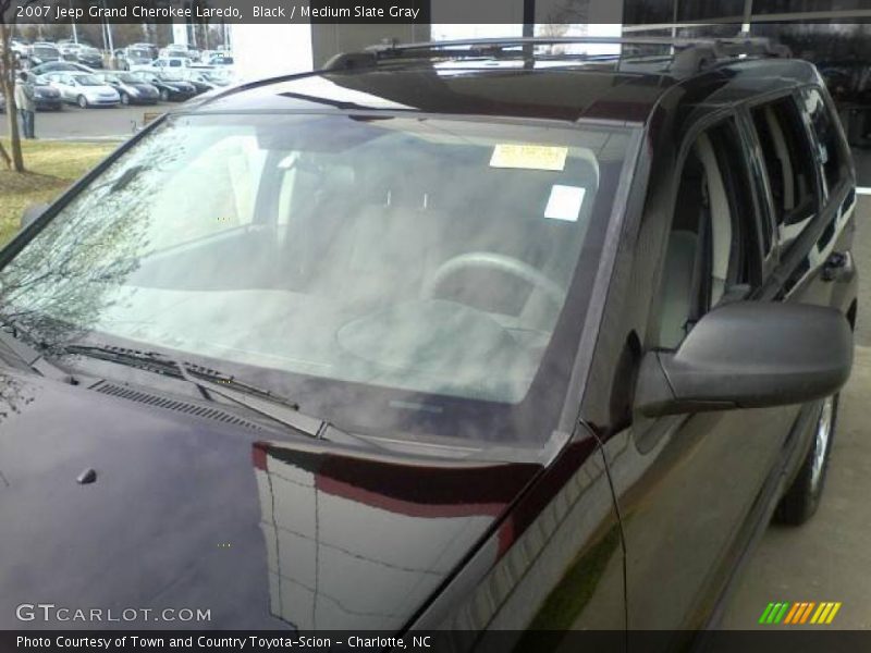 Black / Medium Slate Gray 2007 Jeep Grand Cherokee Laredo