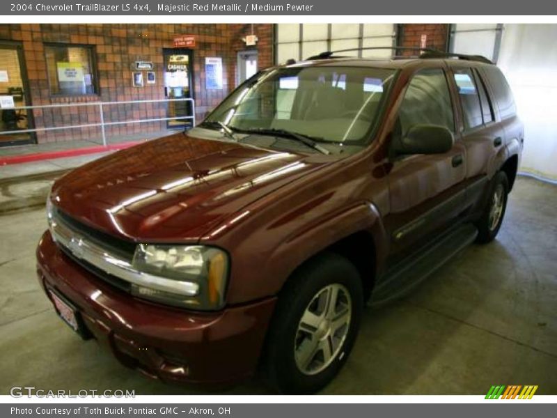 Majestic Red Metallic / Medium Pewter 2004 Chevrolet TrailBlazer LS 4x4