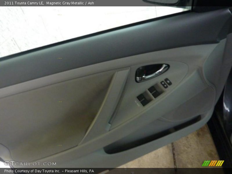 Magnetic Gray Metallic / Ash 2011 Toyota Camry LE