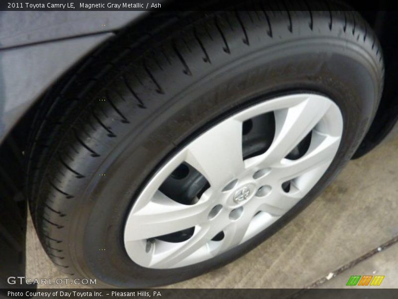 Magnetic Gray Metallic / Ash 2011 Toyota Camry LE
