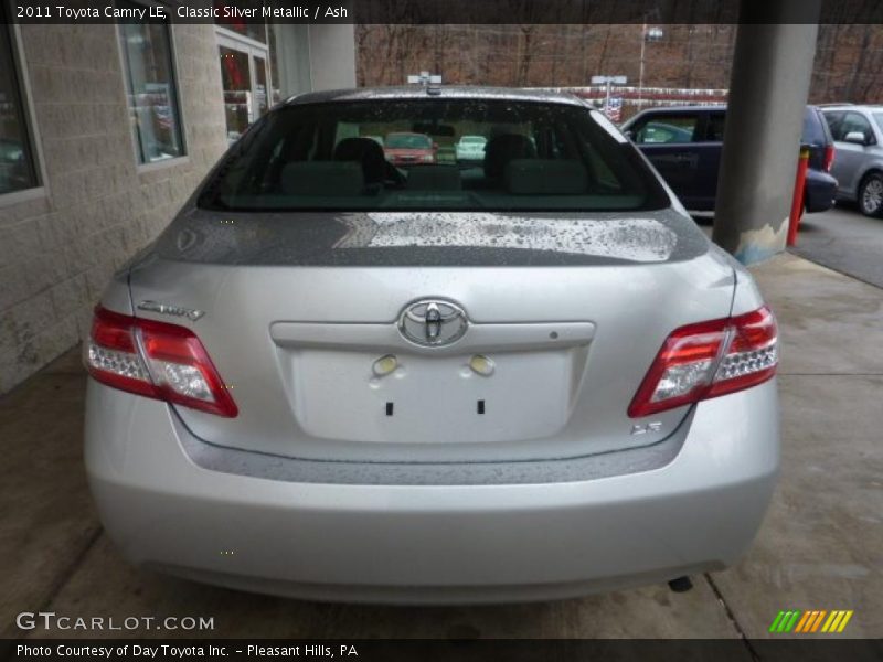 Classic Silver Metallic / Ash 2011 Toyota Camry LE