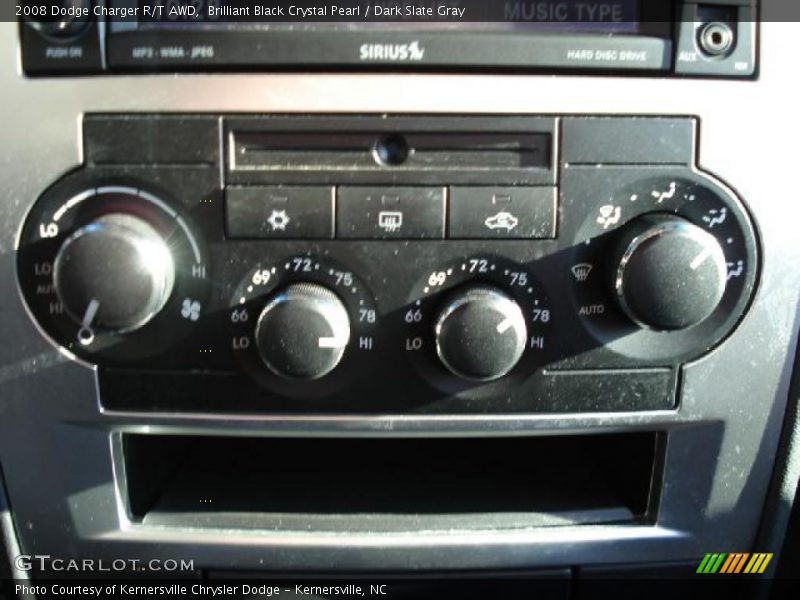 Controls of 2008 Charger R/T AWD