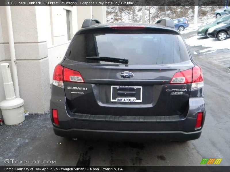 Graphite Gray Metallic / Off Black 2010 Subaru Outback 2.5i Premium Wagon