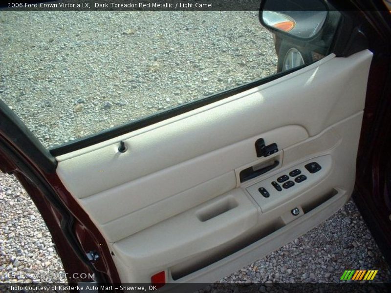 Door Panel of 2006 Crown Victoria LX