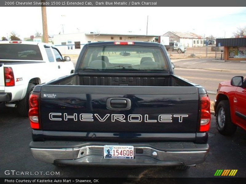 Dark Blue Metallic / Dark Charcoal 2006 Chevrolet Silverado 1500 LS Extended Cab